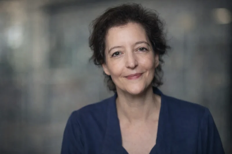 Christina Erika Carandini Lee: Biography & Facts